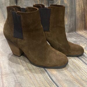 Vince Camuto Hessa Brown Bootie Women’s 10 Leather